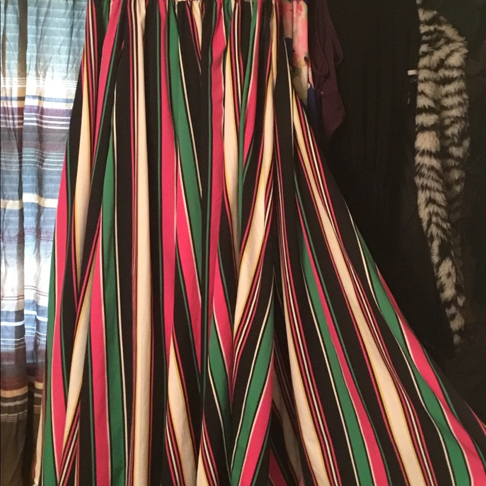 "Truly 4 you" women’s skirt